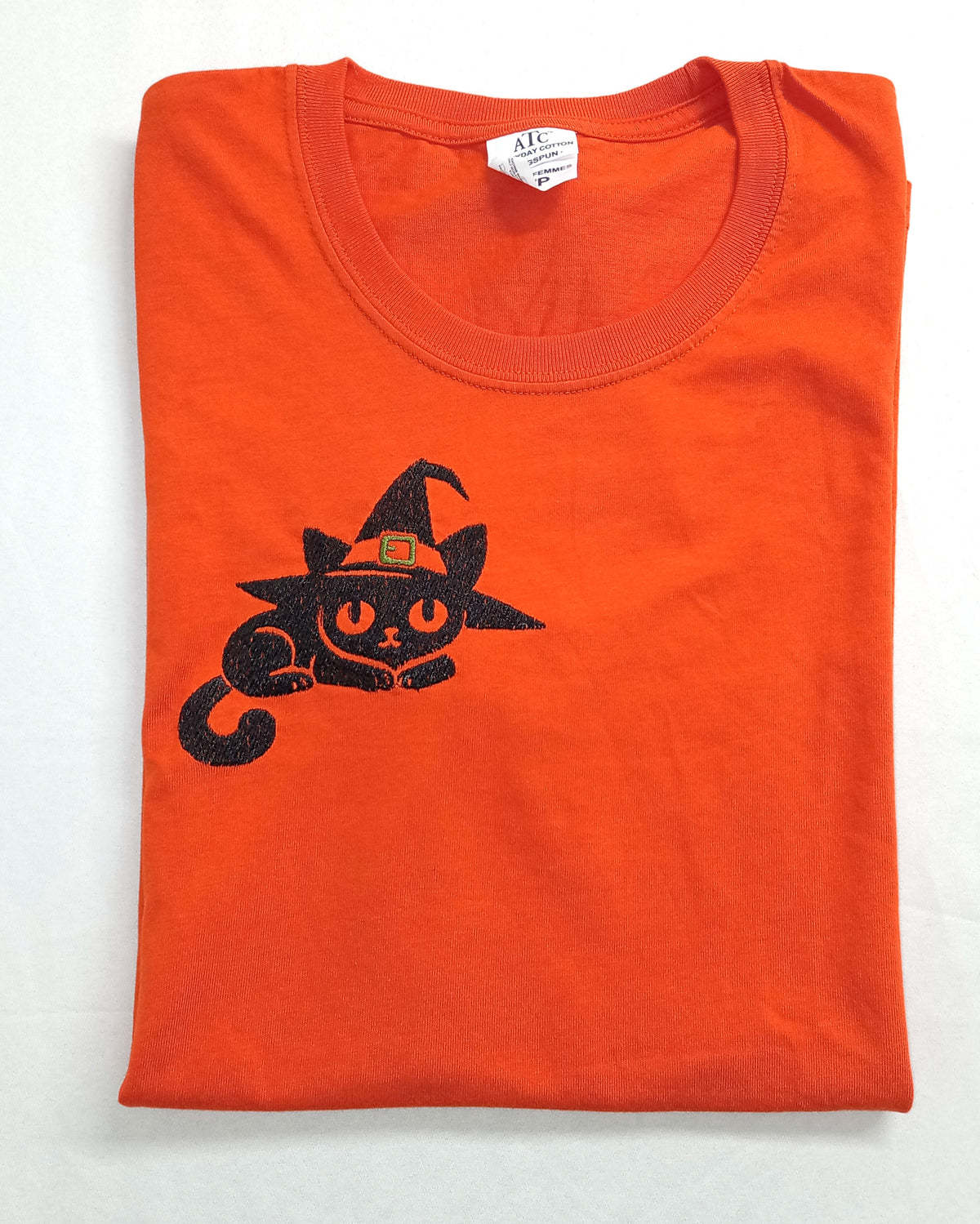Chat sorcière - Noir sur t-shirt orange