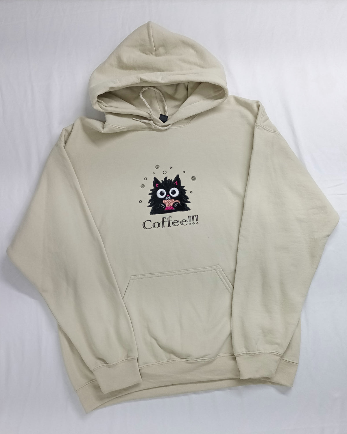 Café !!! - Sweat à capuche noir sur beige