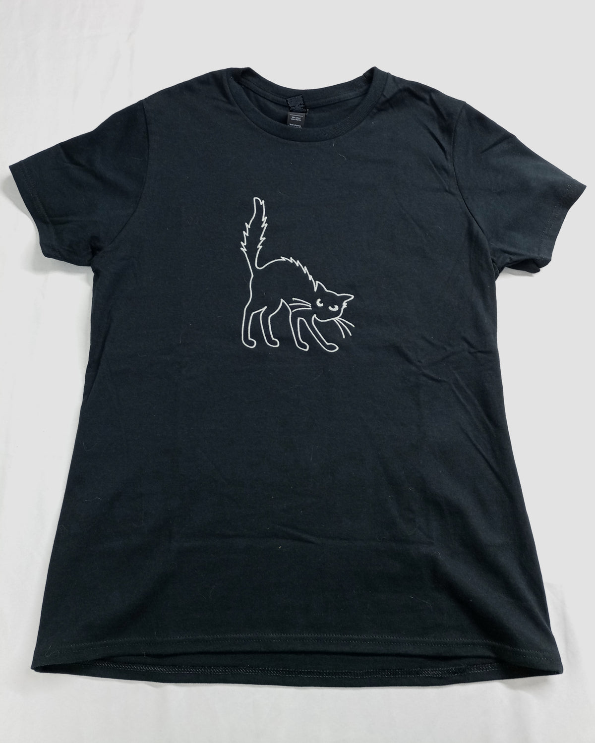 Hiss-Off - T-shirt blanc sur noir