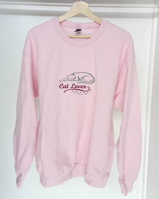 Amoureux des chats - Argent et bordeaux sur sweat-shirt rose clair
