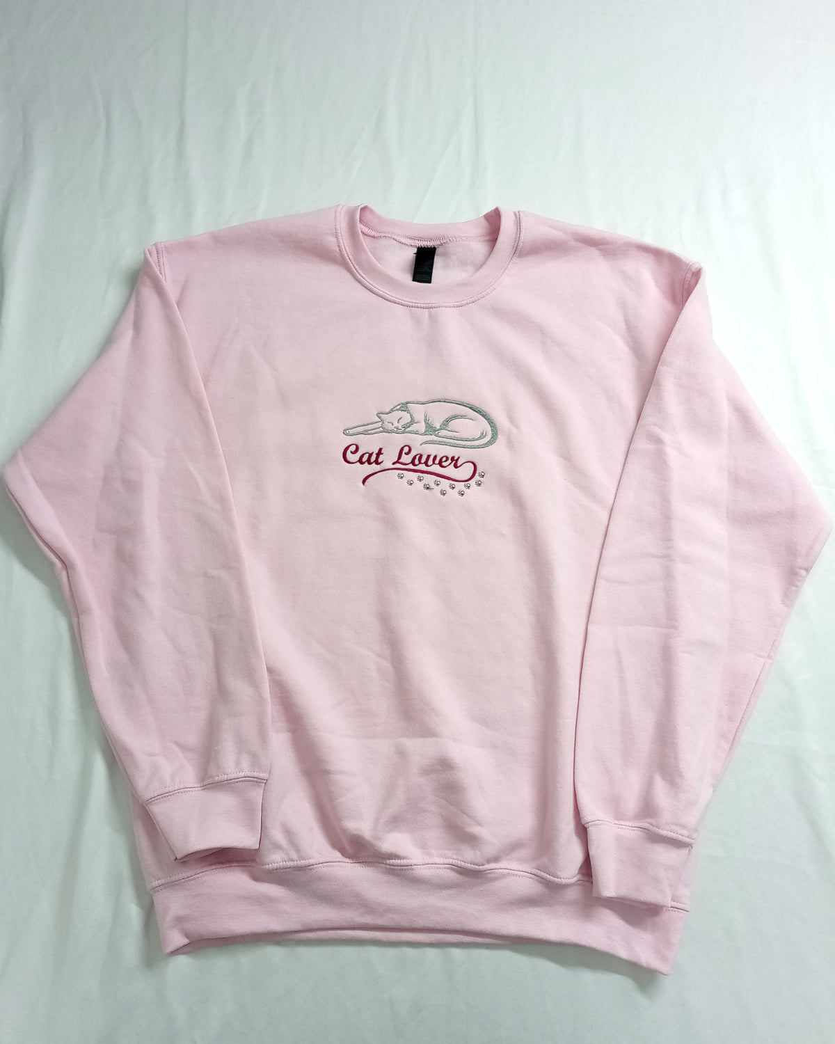 Amoureux des chats - Argent et bordeaux sur sweat-shirt rose clair