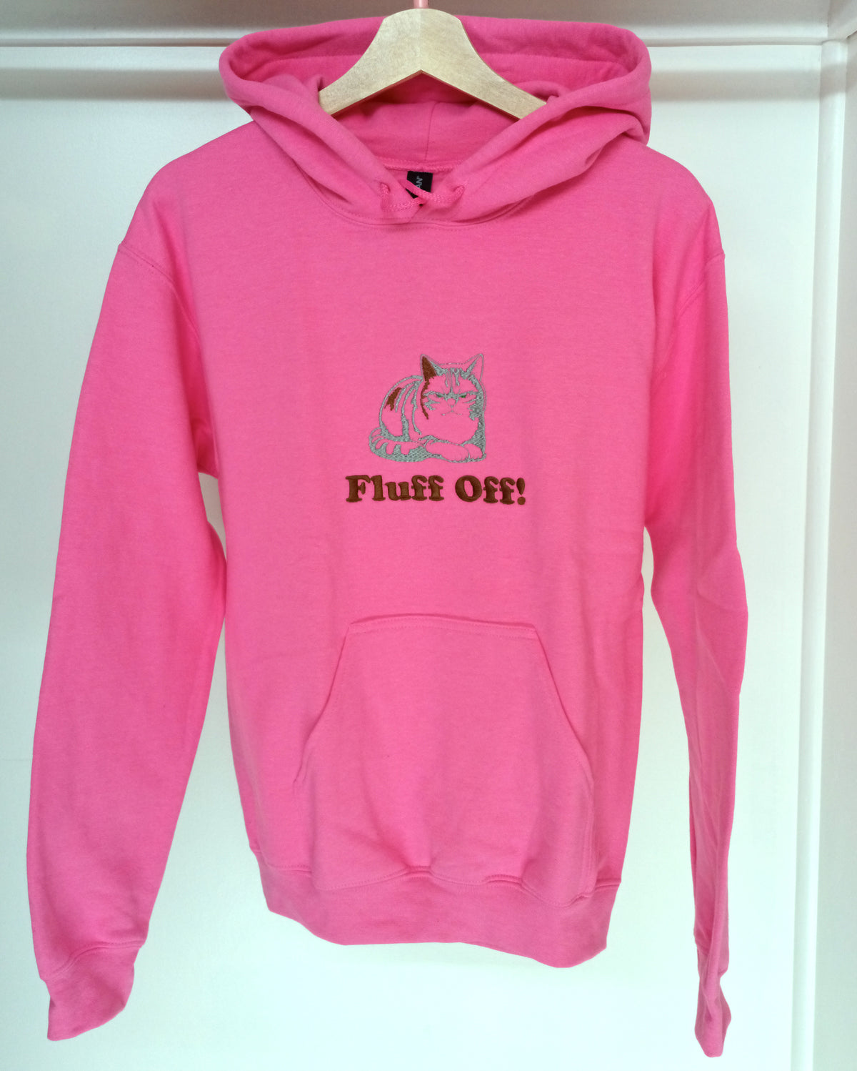 Fini les peluches ! - Fil argent et marron sur sweat à capuche Azalia