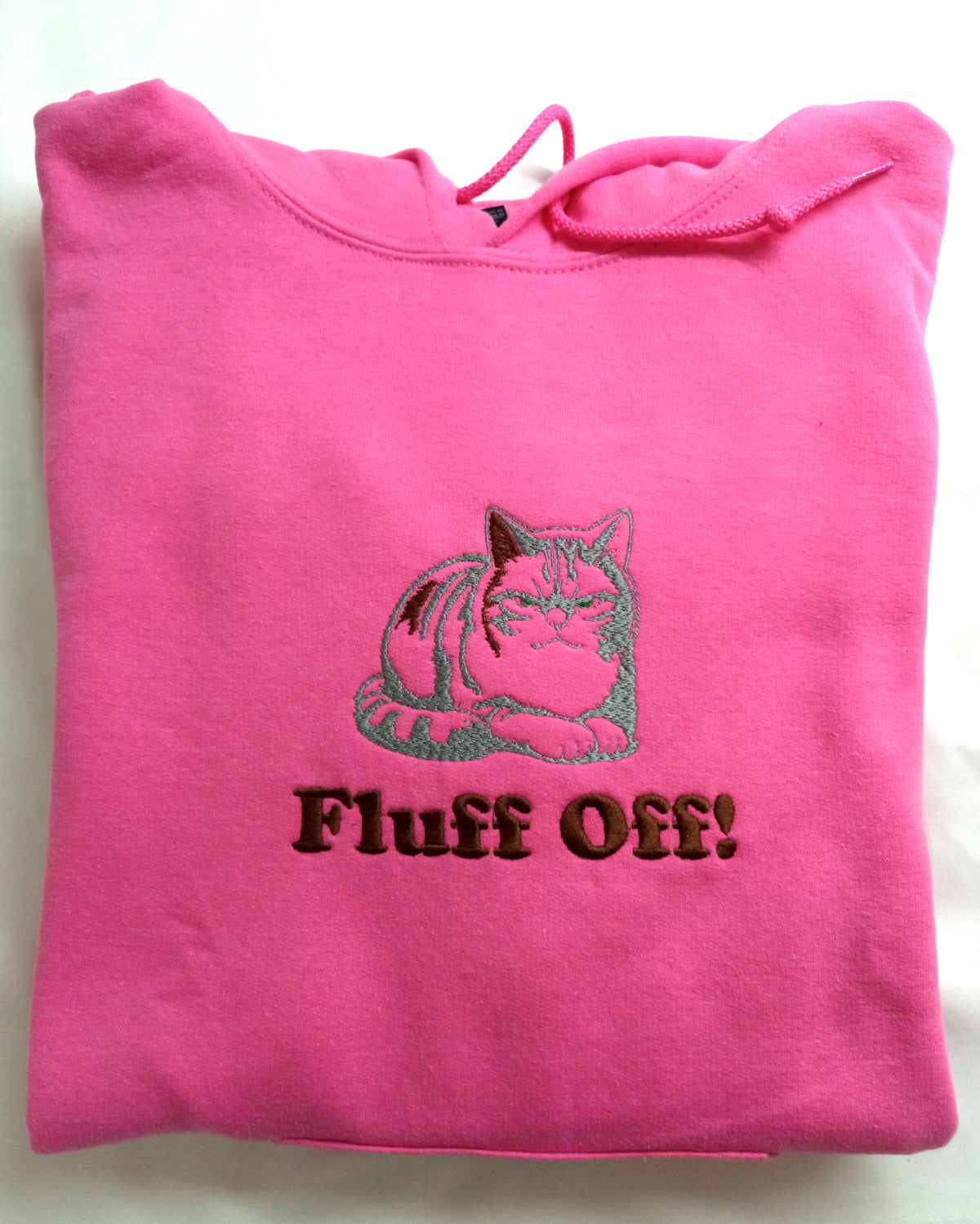 Fini les peluches ! - Fil argent et marron sur sweat à capuche Azalia